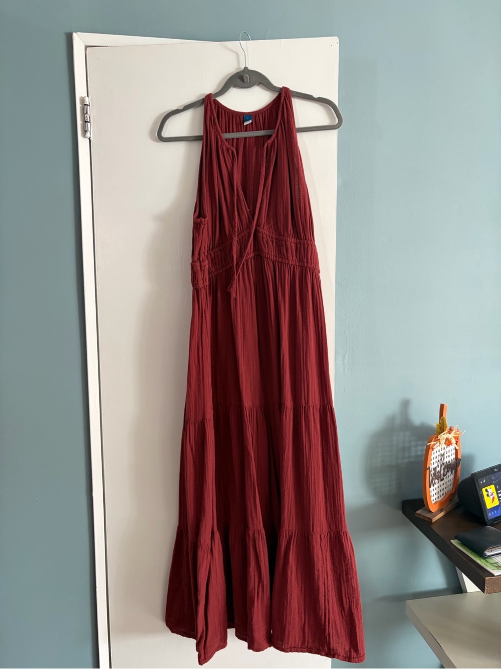 Old Navy Sleeveless Maxi Dress in Burgundy